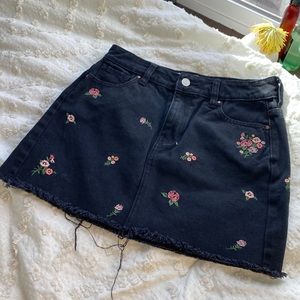 Pacsun black denim skirt with flowers
